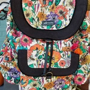 Sakroots bookbag with Bee charm